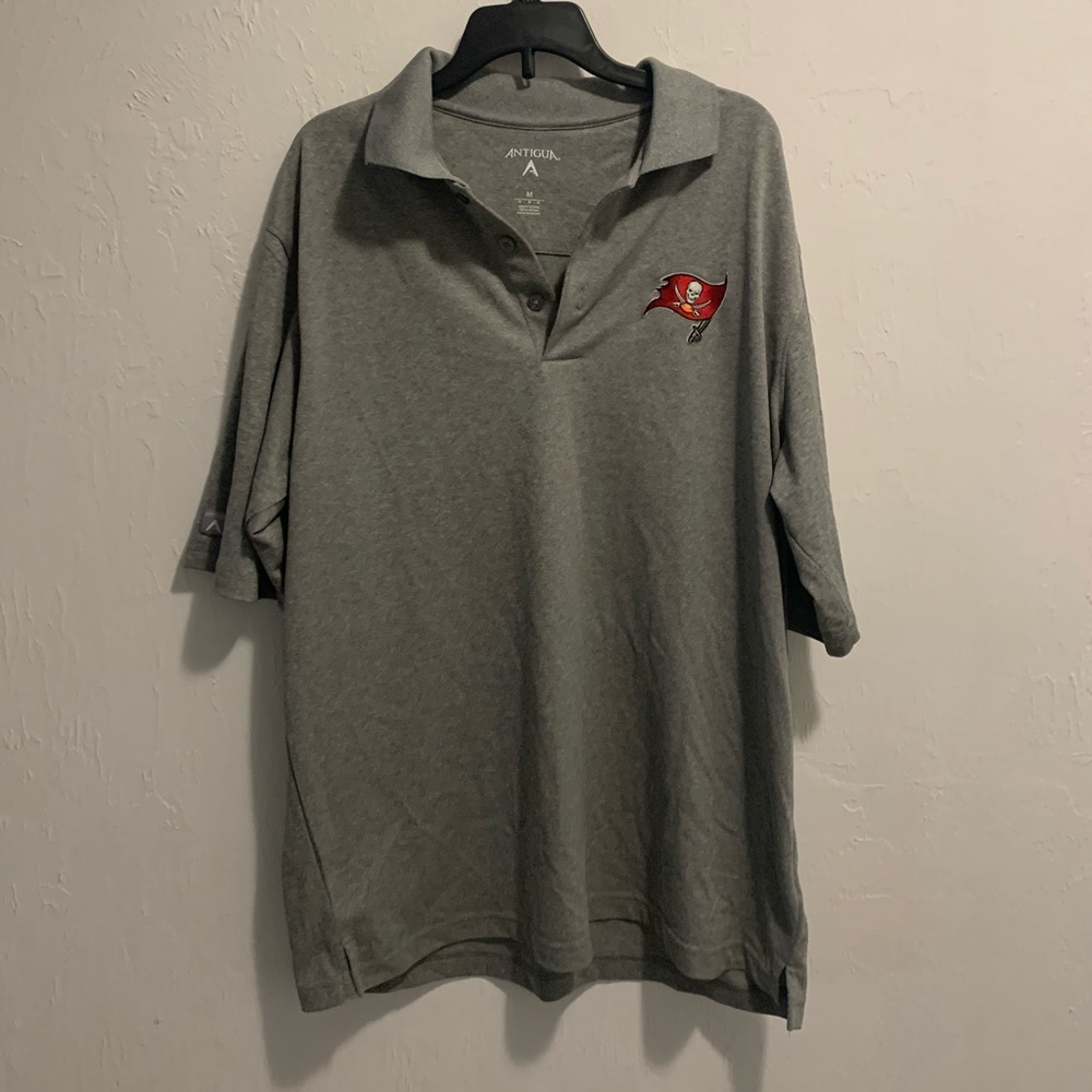 Men’s Antigua Tampa Bay Buccaneers Polo SizeMedium